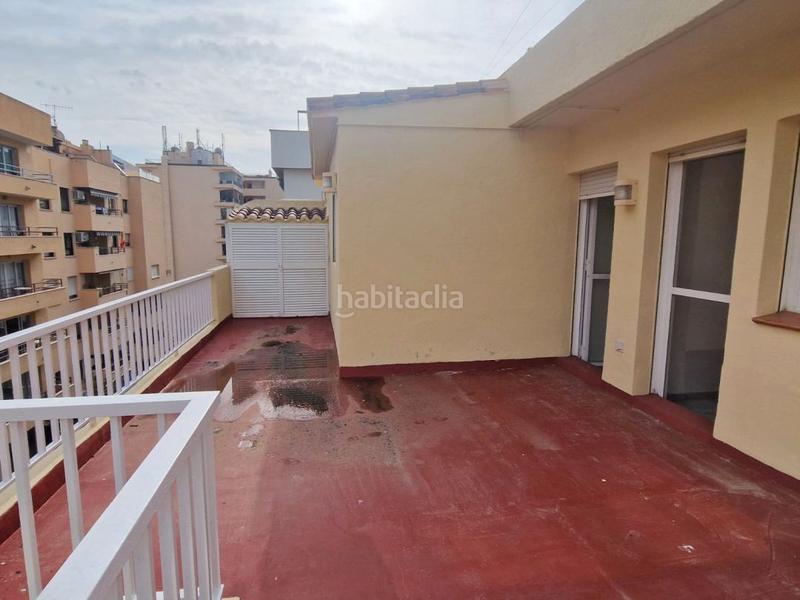 Foto d00a9155-b6bd-4a1a-850a-f4d3b6fe7754. Dúplex ático en playa fontanilla en Playa Bajadilla - Puertos Marbella