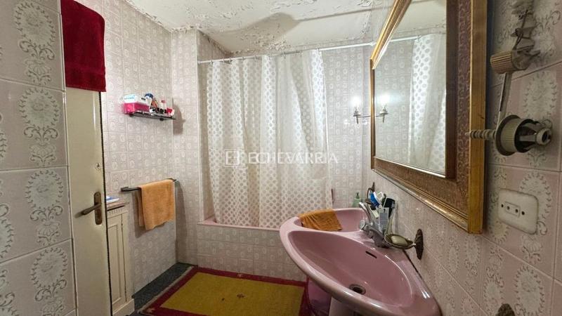 Foto 7291f258-6d61-4511-a80b-2ab72d73551f. Piso se vende piso en el puente colgante en Las Arenas Getxo