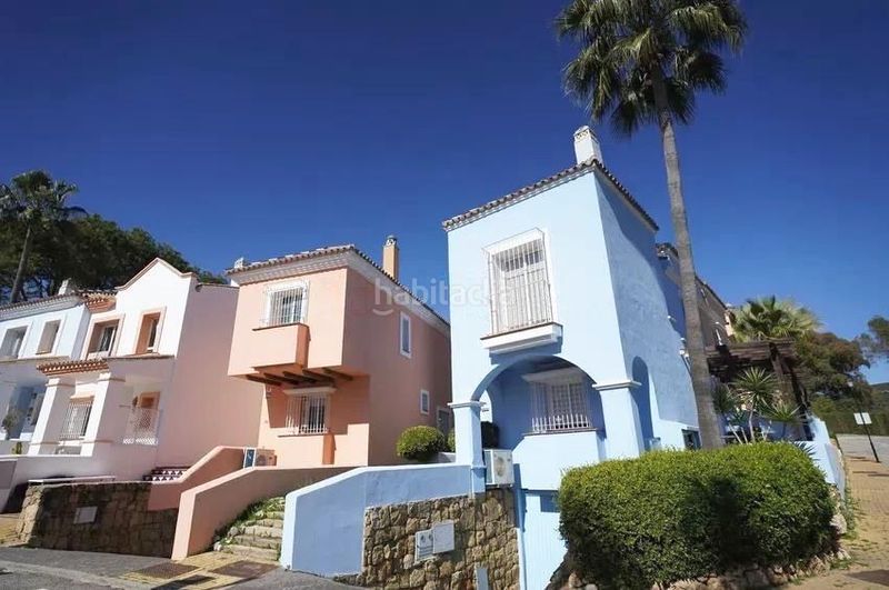 Foto 01b02434-0619-4fdf-bb2b-e603a85aa5c4. Chalet en Los Naranjos Marbella