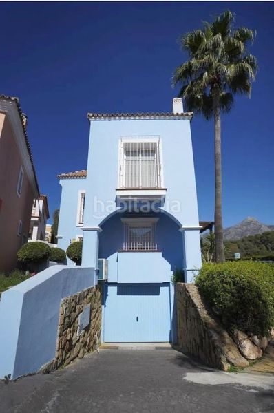 Foto 27ff0299-9ba4-4782-9bef-28e39b9c5ee5. Chalet en Los Naranjos Marbella