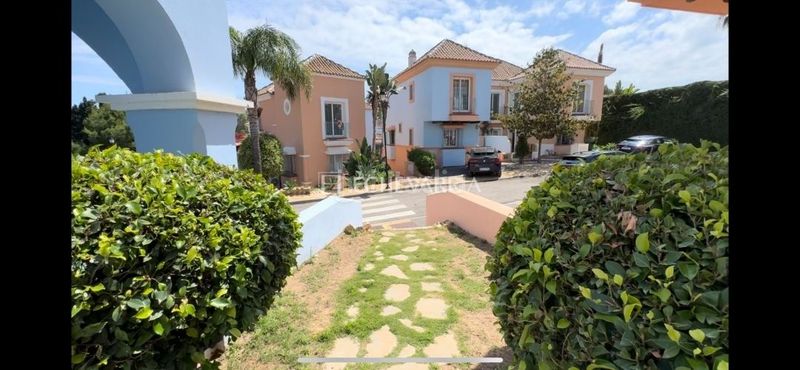 Foto e7506a05-b317-4a07-96dc-7e0417af78c5. Chalet en Los Naranjos Marbella