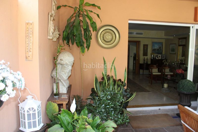 Foto dcedee3e-07d9-4572-a987-a2cfae2c533d. Casa adossada amb calefacció aparcament piscina a Marbella