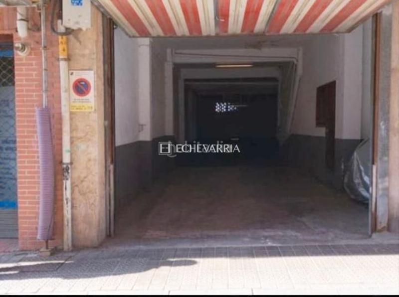 Foto 970581d8-b7fc-49c6-a5da-39893bd17410. Locale commerciale in Erandio