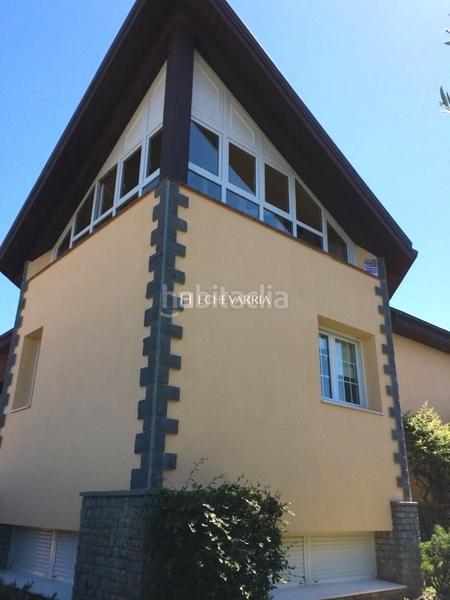 Foto 3c522f84-3fa8-4e23-9e43-a5007c79e403. Chalet with heating parking in santa maría de Getxo Getxo