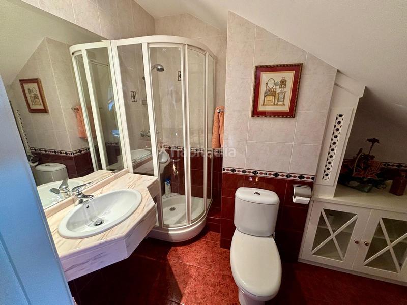 Foto 7970f41d-ebe6-450f-b4c4-b2488e5a96a0. Chalet with heating parking in santa maría de Getxo Getxo