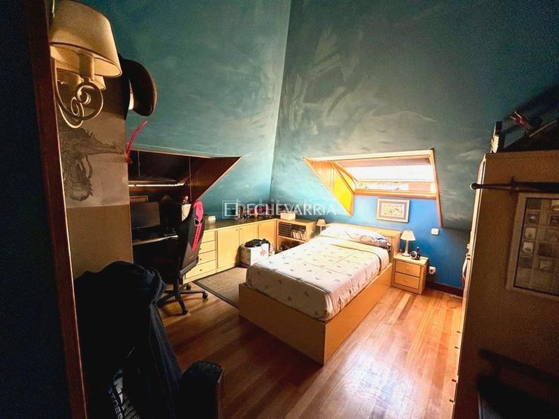 Foto dfd42418-bcc0-4054-980a-53ad42200c42. Chalet with heating parking in santa maría de Getxo Getxo