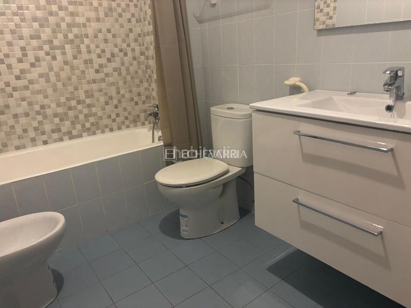 Foto 3abdc2a3-8299-4bcc-a883-a41efb7fde3a. Piso venta en exclusiva piso en la casa barco algorta en Getxo
