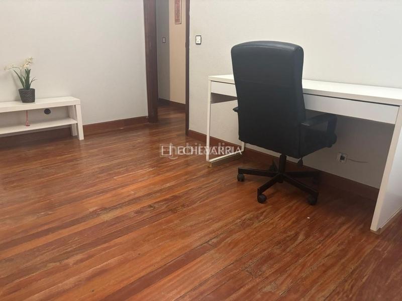 Foto a6ab02c6-a32c-4f95-9965-2dff83592d2a. Piso venta en exclusiva piso en la casa barco algorta en Getxo
