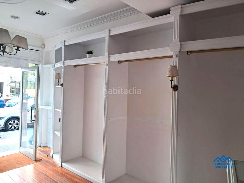 Foto bd0494b2-cda8-48b4-b068-b5b873624f28. Alquiler local comercial venta local en Las Arenas centro en Getxo