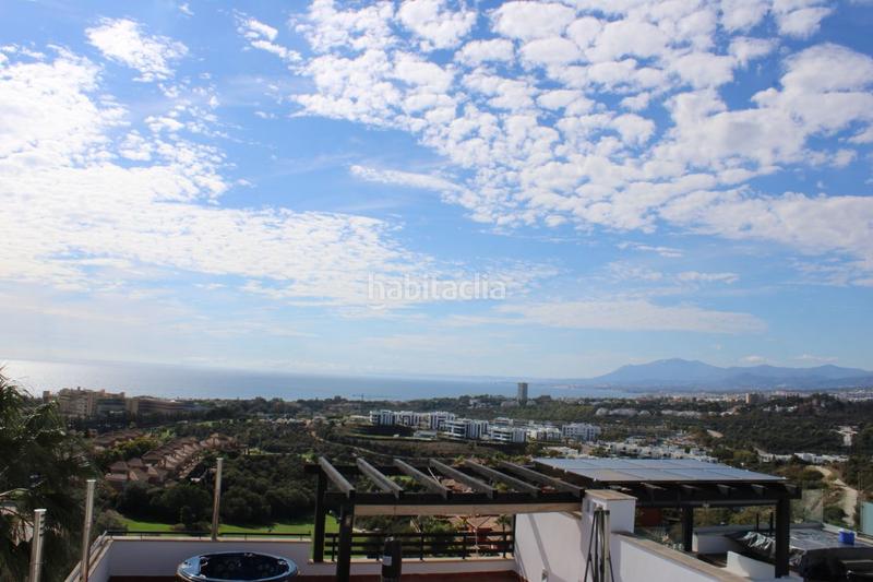 Foto 1fb325c9-a9de-4841-9601-af864b734ff7. Alquiler casa adosada impresionante dúplex con vistas al mar. en Marbella