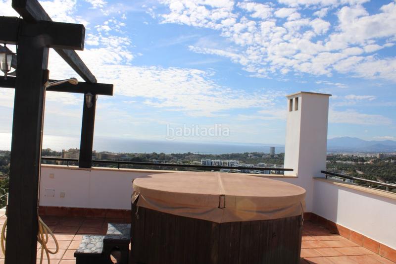 Foto b039f740-3501-4ea1-90b0-be36a84dafce. Alquiler casa adosada impresionante dúplex con vistas al mar. en Marbella