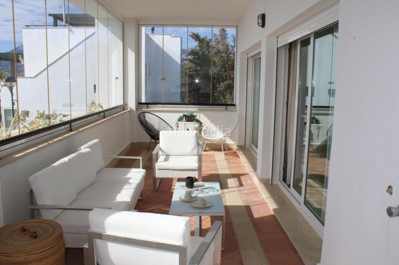 Foto e498259c-73e2-4d17-be54-b7afd522b93b. Alquiler casa adosada impresionante dúplex con vistas al mar. en Marbella