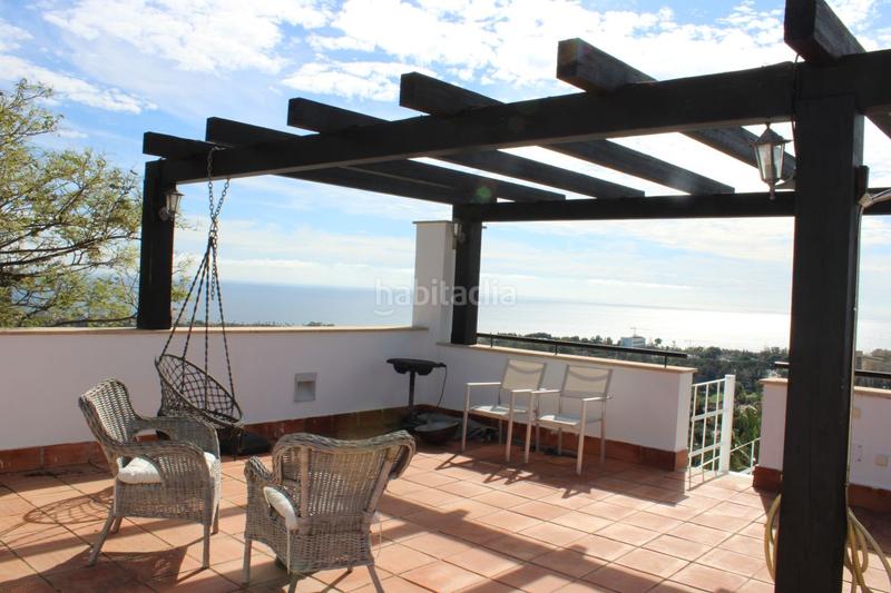 Foto e638f5ec-cae0-4cfc-b074-358817db5e97. Alquiler casa adosada impresionante dúplex con vistas al mar. en Marbella
