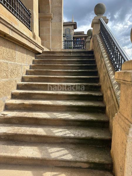 Foto 4009e29a-fb5e-4b73-84f3-c85ab231f55e. Duplex avec chauffage parking piscine dans Las Arenas Getxo