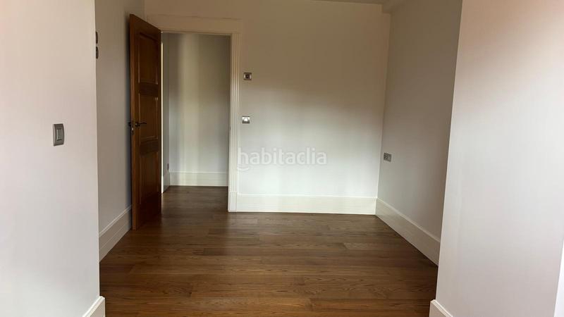 Foto 42565e9a-3786-4382-86c5-ecc3ab67b4bc. Duplex avec chauffage parking piscine dans Las Arenas Getxo