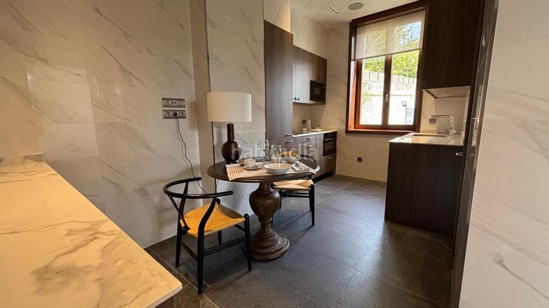 Foto ef0cdbde-fef1-4433-a8c0-fe0066d1d018. Duplex avec chauffage parking piscine dans Las Arenas Getxo