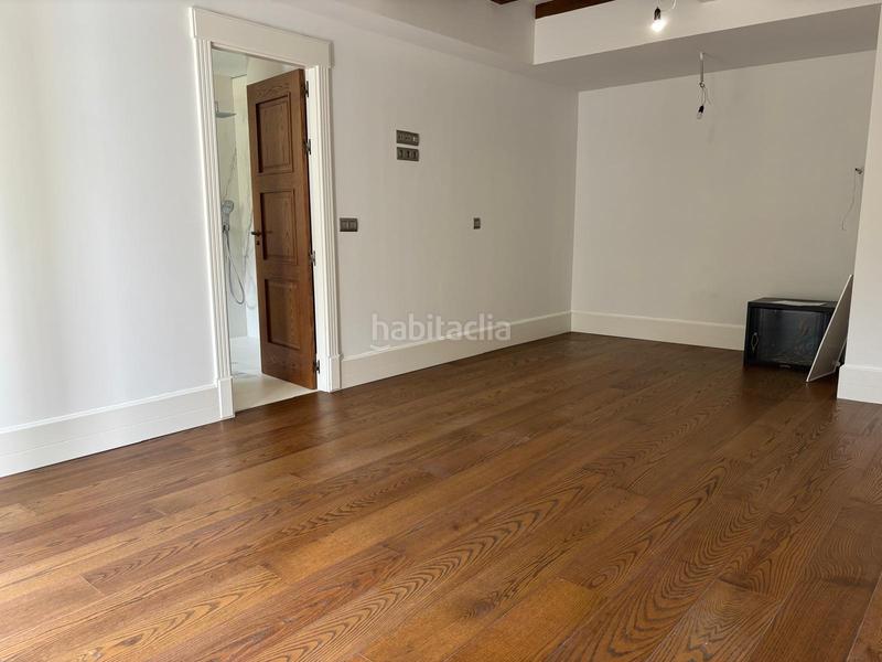 Foto f5f93db8-5e8b-41f4-af7a-3d41b5ce49a0. Duplex avec chauffage parking piscine dans Las Arenas Getxo