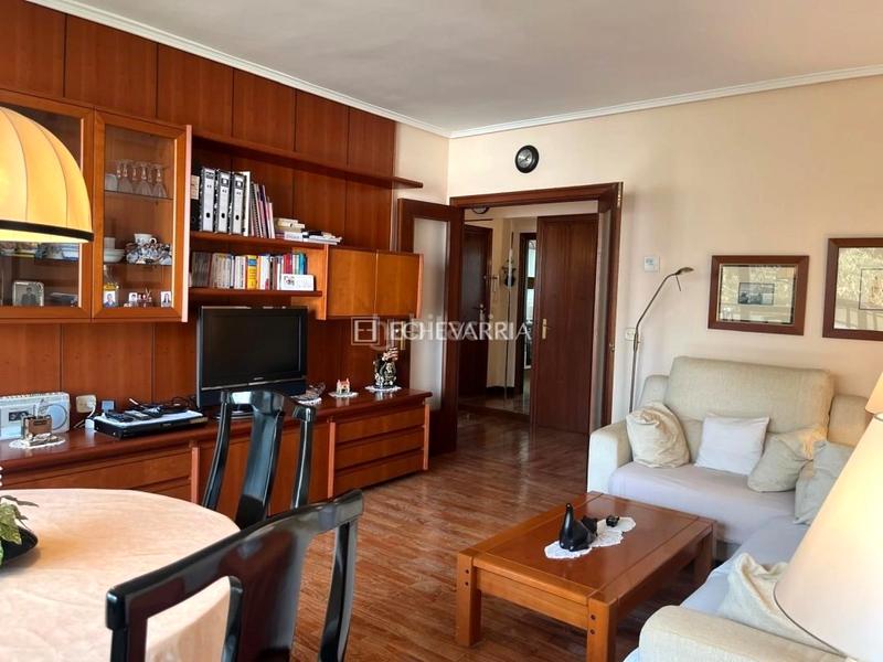 Foto 13eb3a7f-d1ae-4424-9d02-8678585726fd. Piso venta piso en algorta zona bidezabal en santa maría de Getxo Getxo