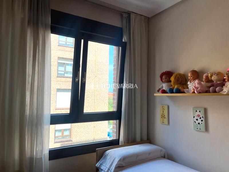 Foto 757bf8d2-379f-46c5-a135-1c93a46cdb46. Piso venta piso en algorta zona bidezabal en santa maría de Getxo Getxo