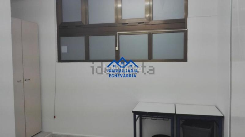 Foto e4a9dc90-db92-4634-a2d9-9335572a393b. Lloguer local comercial a Centro Urbano-Hirigunea Leioa