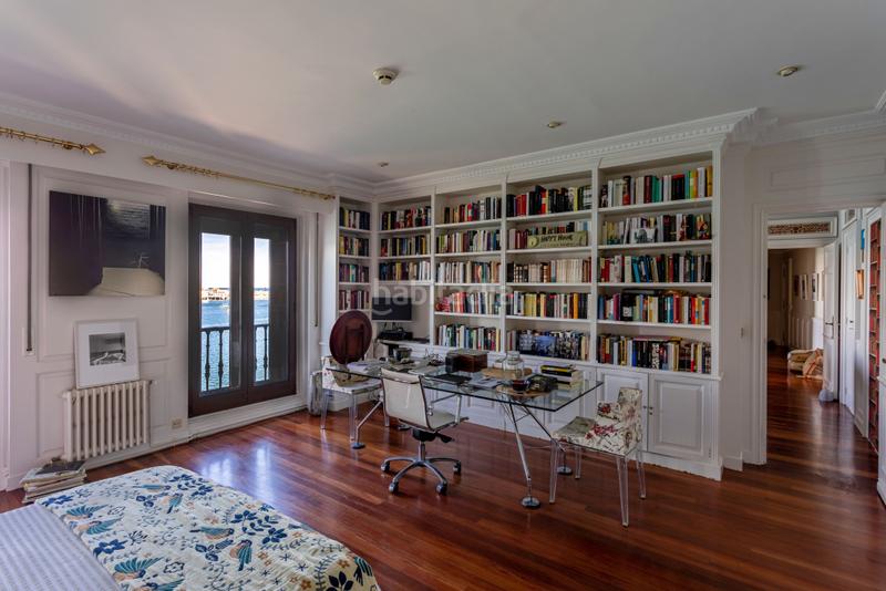 Foto cb0f6983-7176-4f46-a5b0-ddd9c0e3956b. Pis amb calefacció aparcament a Las Arenas Getxo