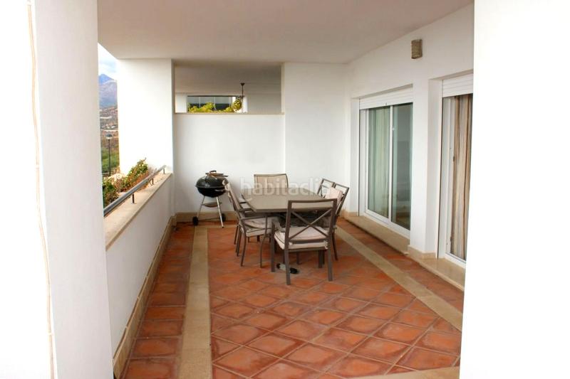 Foto 08bb25ad-c542-4d4e-90fe-5a6e2fa2315e. Miete reihenhaus mit heizung parking pool in bahía de Marbella Marbella