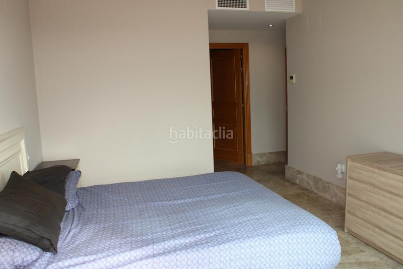 Foto 49ac4e3e-a61a-42e7-a86a-e4246455b52b. Rent semi detached house with heating parking pool in Marbella