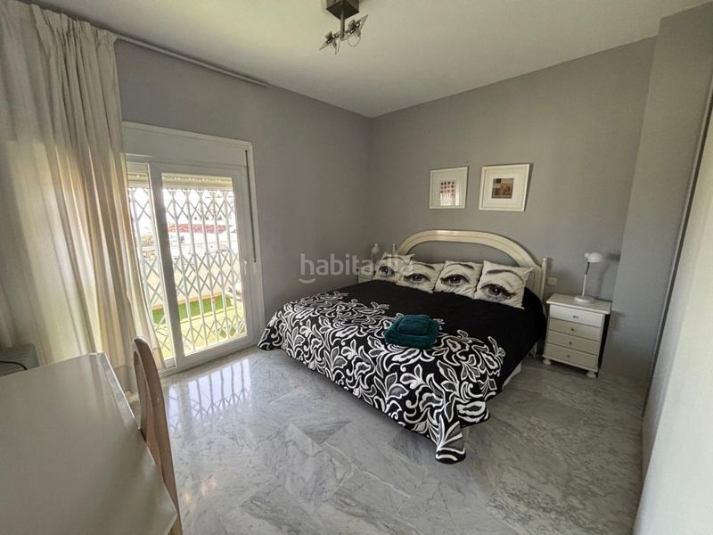 Foto df1fba2c-367d-401a-8fbb-fc2a3c62b940. Rent flat with parking in Nueva Andalucía centro Marbella