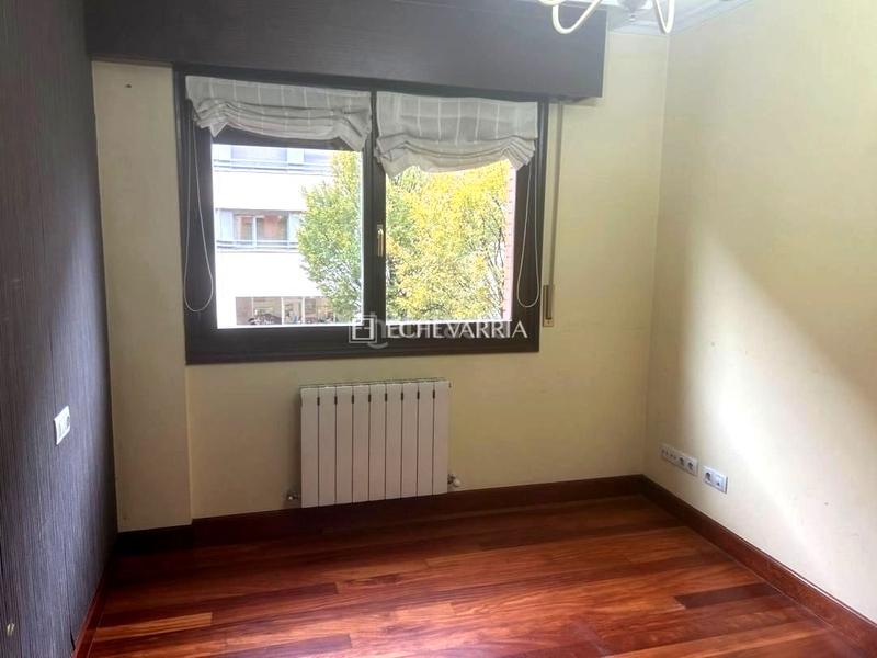 Foto 128207ab-745b-488f-937c-0574722849f5. Piso venta piso en el centro en Centro Urbano-Hirigunea Leioa