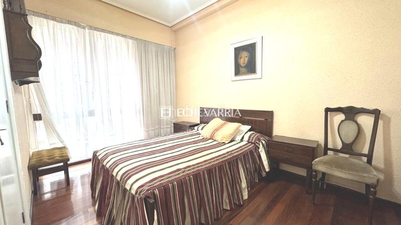 Foto 65022ebb-04d2-401b-8797-47610bf1ac38. Etagenwohnung mit heizung parking in Las Arenas Getxo