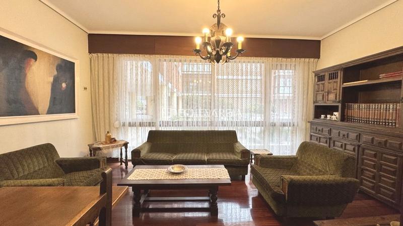 Foto b119d398-ccac-44e0-9a1c-9a6c17a454b8. Etagenwohnung mit heizung parking in Las Arenas Getxo