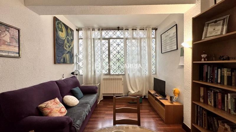 Foto cfde2d06-743e-41c0-bff4-245b00221122. Etagenwohnung mit heizung parking in Las Arenas Getxo