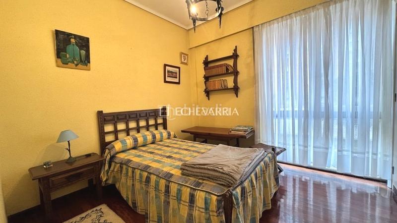 Foto ea72d58e-0d6b-4406-924e-4a5b71f621d8. Etagenwohnung mit heizung parking in Las Arenas Getxo