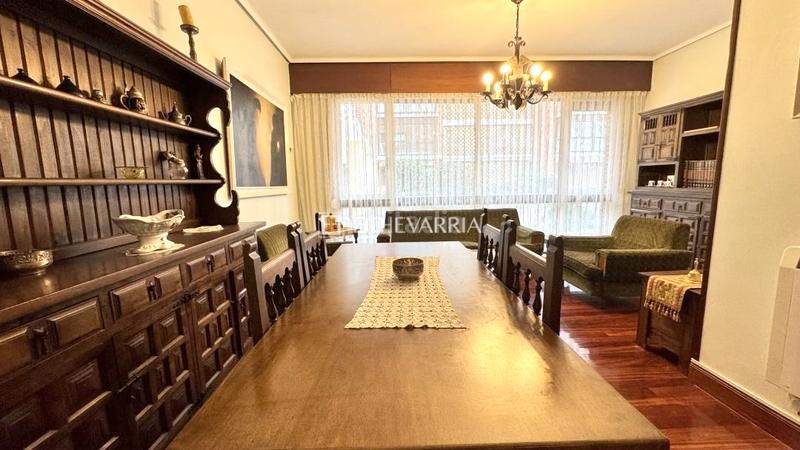 Foto ee1fe386-7634-47ec-841d-7c3ce1f7005a. Etagenwohnung mit heizung parking in Las Arenas Getxo