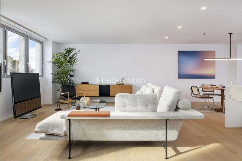 Foto 96142bed-3c67-44ea-9c2f-41e928a77f27. Etagenwohnung mit heizung parking in Dreta de l´Eixample Barcelona