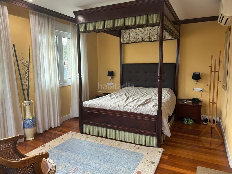 Foto 5763a092-2d7e-4408-802b-2cfc3fa208f8. Chalet avec chauffage parking piscine dans Loiu