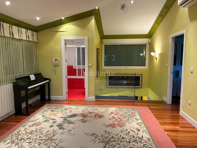 Foto d80048a5-4f92-4434-9f37-cffe3de70c15. Chalet avec chauffage parking piscine dans Loiu