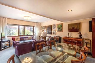 Appartement à Las Arenas. Venta en exclusiva casa en el centro de santa ana