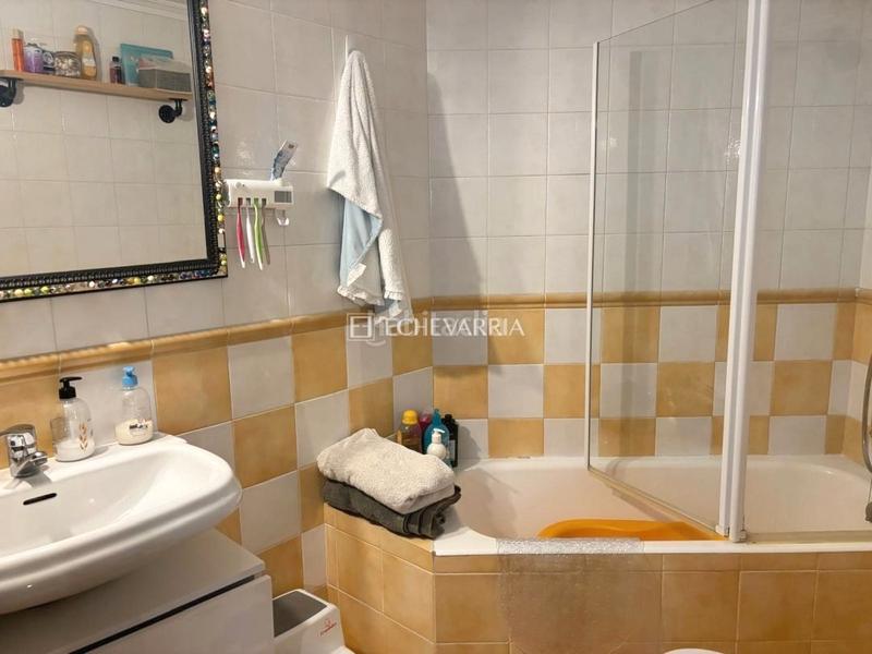 Foto 85c2359b-f9eb-40f7-ad75-a51917abc06a. Appartamento con riscaldamento in Las Arenas Getxo