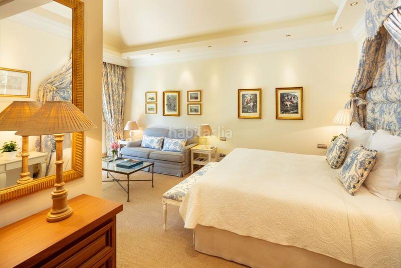 Foto 3997b5a8-2933-4109-83a3-870c6526d8e5. Casa amb aparcament piscina a lomas de Marbella club Marbella