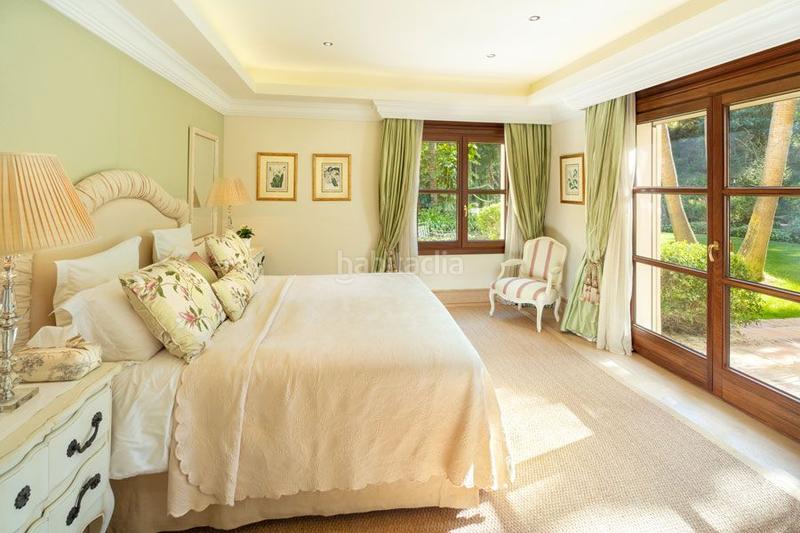 Foto 701fffda-007b-42b0-b424-f523217f4dc7. Casa amb aparcament piscina a lomas de Marbella club Marbella