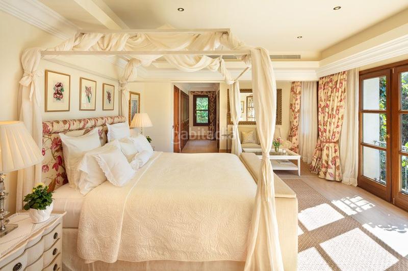 Foto 95869012-5333-4e6d-b01c-77f902ff17af. Casa amb aparcament piscina a lomas de Marbella club Marbella