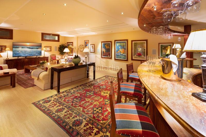 Foto c4dbd3b5-6b3b-4741-bb9c-95ef749635a7. Casa amb aparcament piscina a lomas de Marbella club Marbella