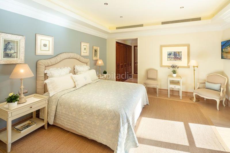 Foto ddb09b9d-9283-433c-8b32-9c15775c46ac. Casa amb aparcament piscina a lomas de Marbella club Marbella