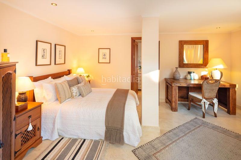 Foto ffcf4d01-954b-4029-97fc-a71beedf9f0c. Casa amb aparcament piscina a lomas de Marbella club Marbella