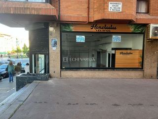 Lloguer Local Comercial a Las Arenas. Venta local comercial calle mayor