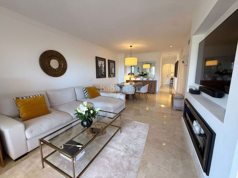 Foto 6aeb19de-5e0f-43ff-b0ce-11d993037b25. Piso en Elviria Marbella