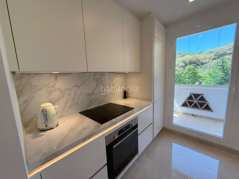 Foto ab2f9c0f-32d0-4541-a64e-2ea2f2fb24a4. Piso en Elviria Marbella
