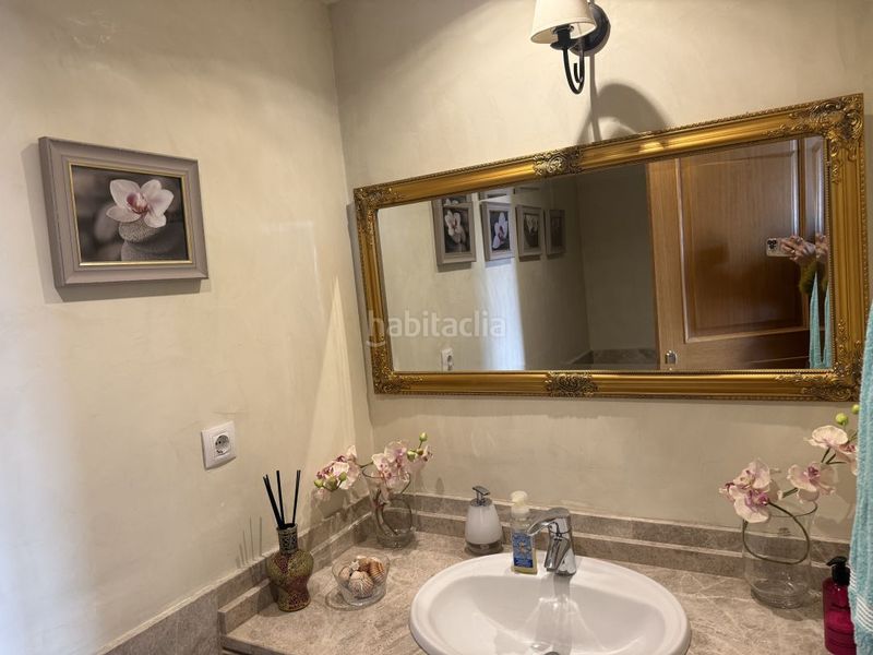 Foto 0d66cfb0-dfab-4d83-a5c1-5fbb13c01384. Casa amb calefacció aparcament piscina a Santa Clara Marbella