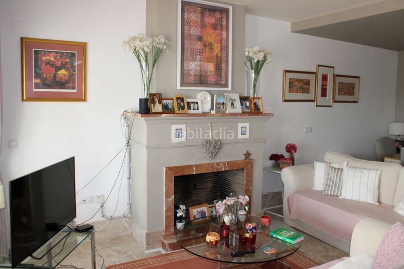 Foto 1aa44249-f2fc-4172-a23f-f027de62b8a4. Casa amb calefacció aparcament piscina a Santa Clara Marbella
